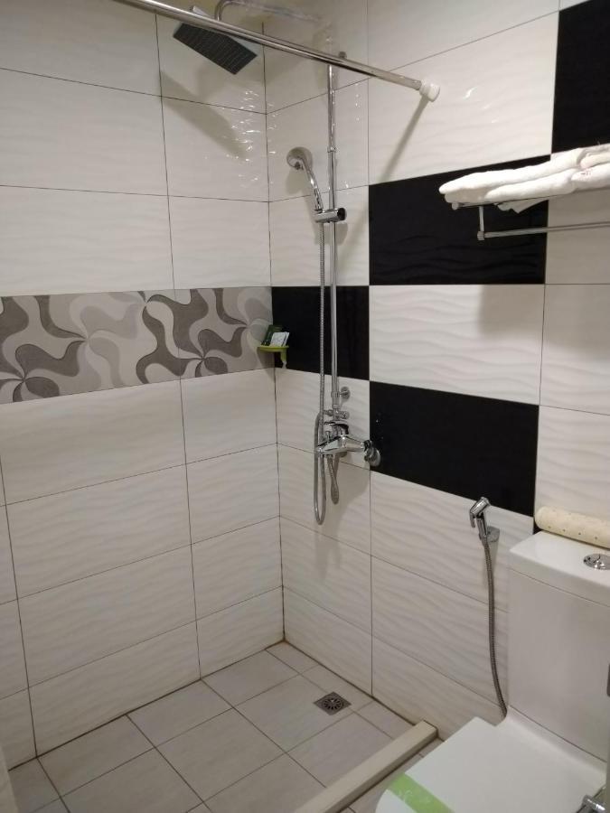Boston Plus Hotel Chiayi City Exterior foto